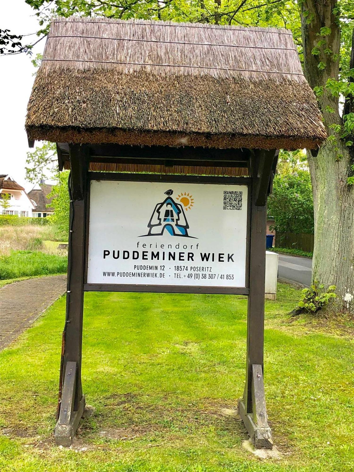 Komfortables Reetdachferienhaus Hasel 1 Puddemin Extérieur photo